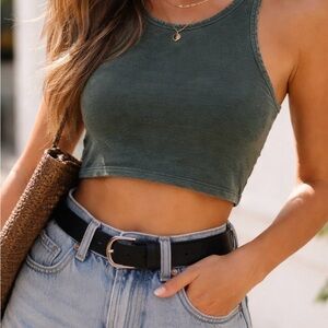 Women’s medium distressed Offline by Aerie Green Ribbed Crop Tank Top